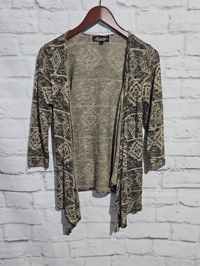 Absolutely Famous Black & Cream Open-Front Geometric Cardigan